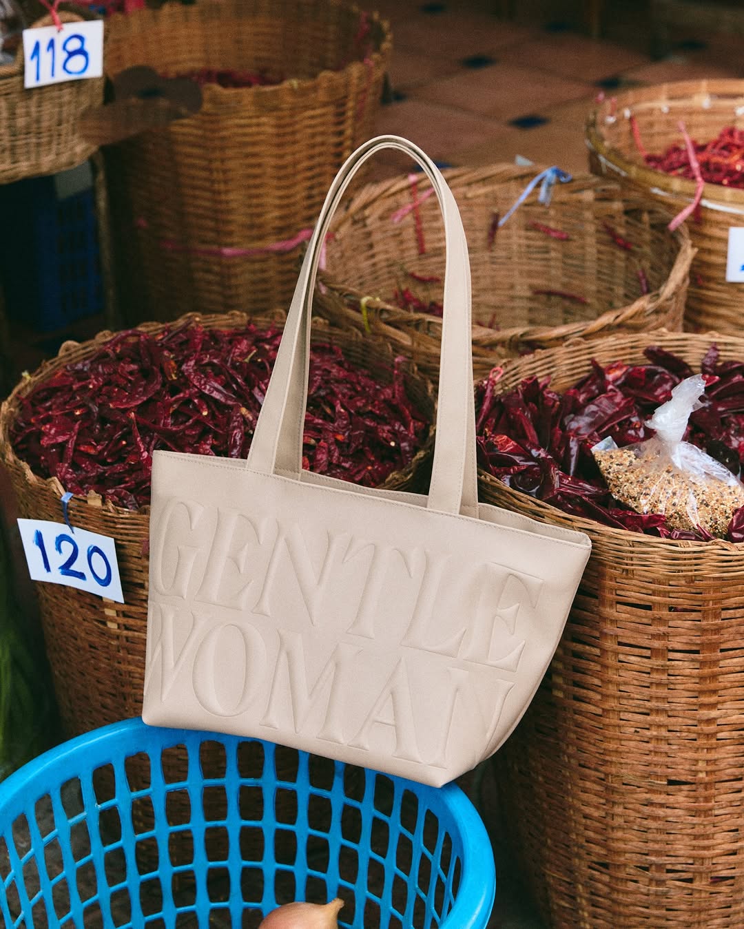 GW Daily Shoulder Bag